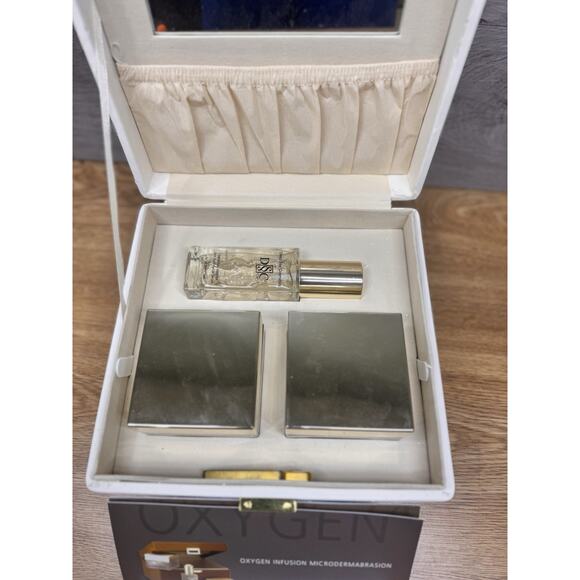 Deep Sea Cosmetics Mineral Matrix 24K Gold Treatment Kit - Picture 2 of 13